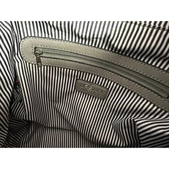 URBAN OUTFITTERS GRAY PURSE - Picture 4 of 7